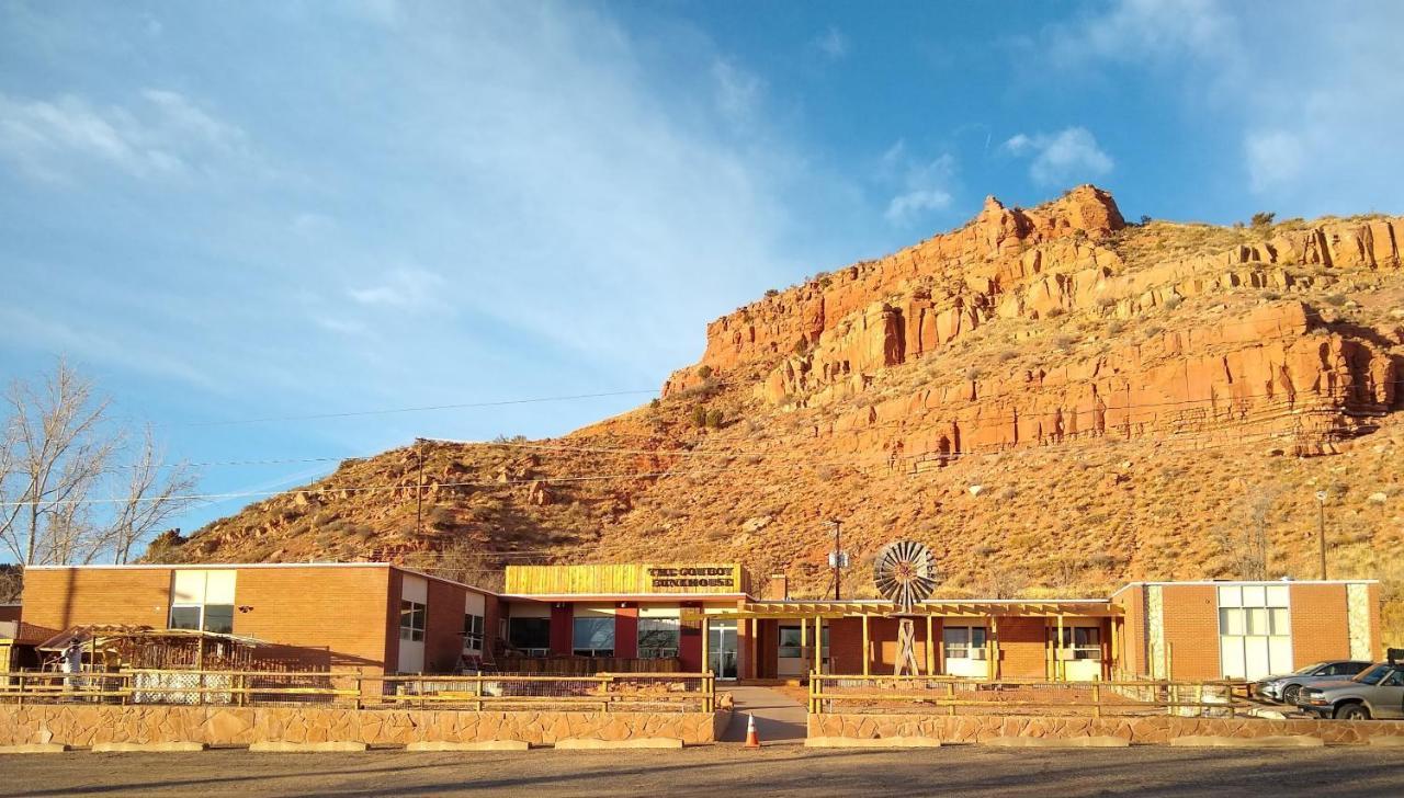 The Cowboy Bunkhouse Hostel Kanab Exterior photo