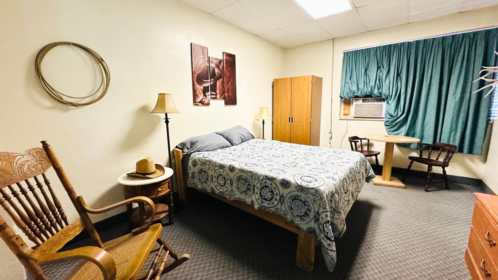 The Cowboy Bunkhouse Hostel Kanab Exterior photo
