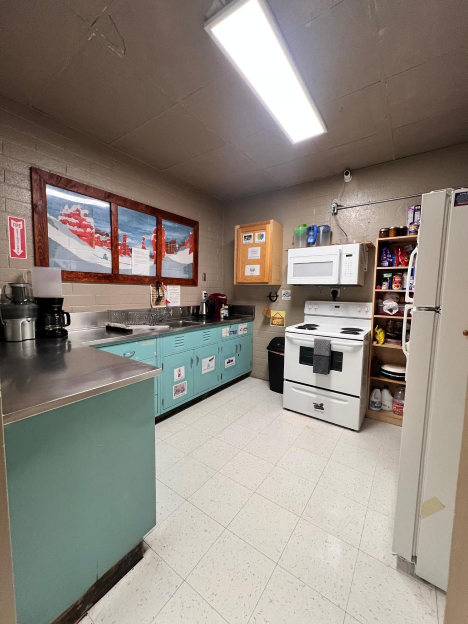 The Cowboy Bunkhouse Hostel Kanab Exterior photo