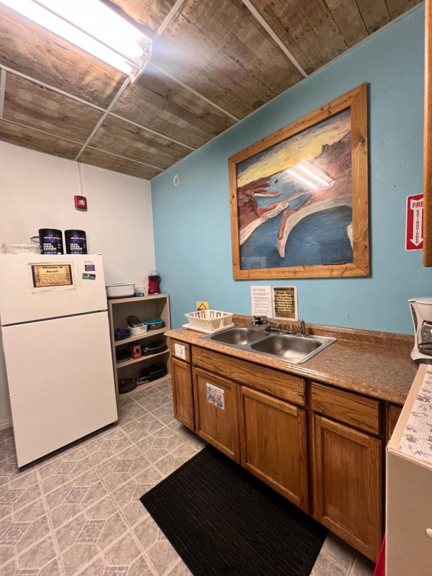 The Cowboy Bunkhouse Hostel Kanab Exterior photo