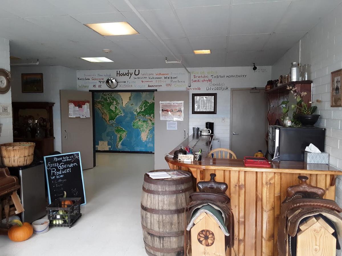 The Cowboy Bunkhouse Hostel Kanab Exterior photo